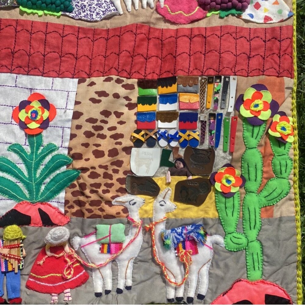Vintage Peruvian Arpillera Wall Tapestry Handcrafted Folk Art Large - Picture 8 of 13